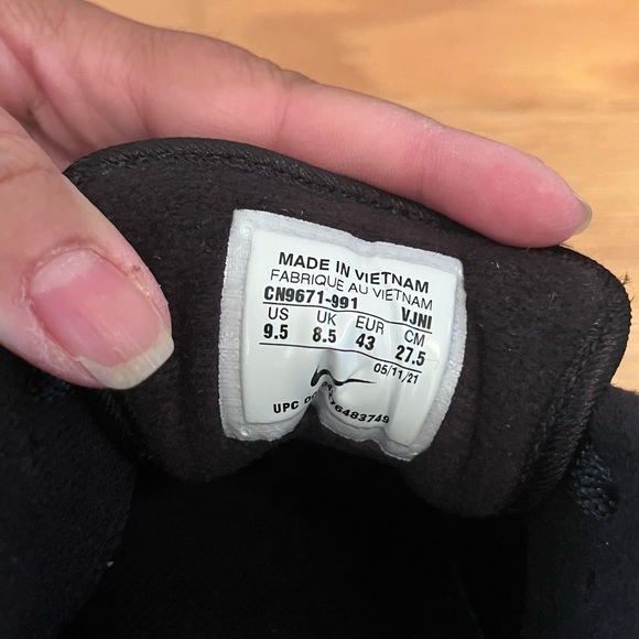 Men’s Nike Air Max running shoe. - Picture 7 of 10